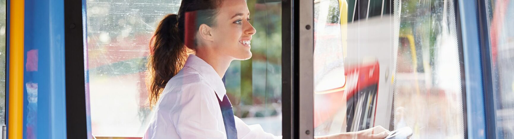 Conductrice de bus : tout savoir sur ce métier au féminin