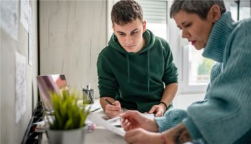 Le parcours Ambition Emploi pour accompagner les lycéens professionnels vers l’emploi