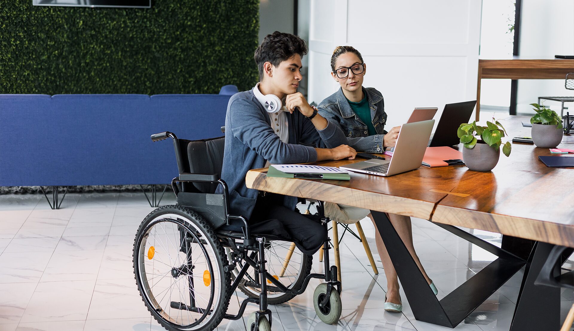 Tous les services de Cap emploi pour les jeunes en situation de handicap