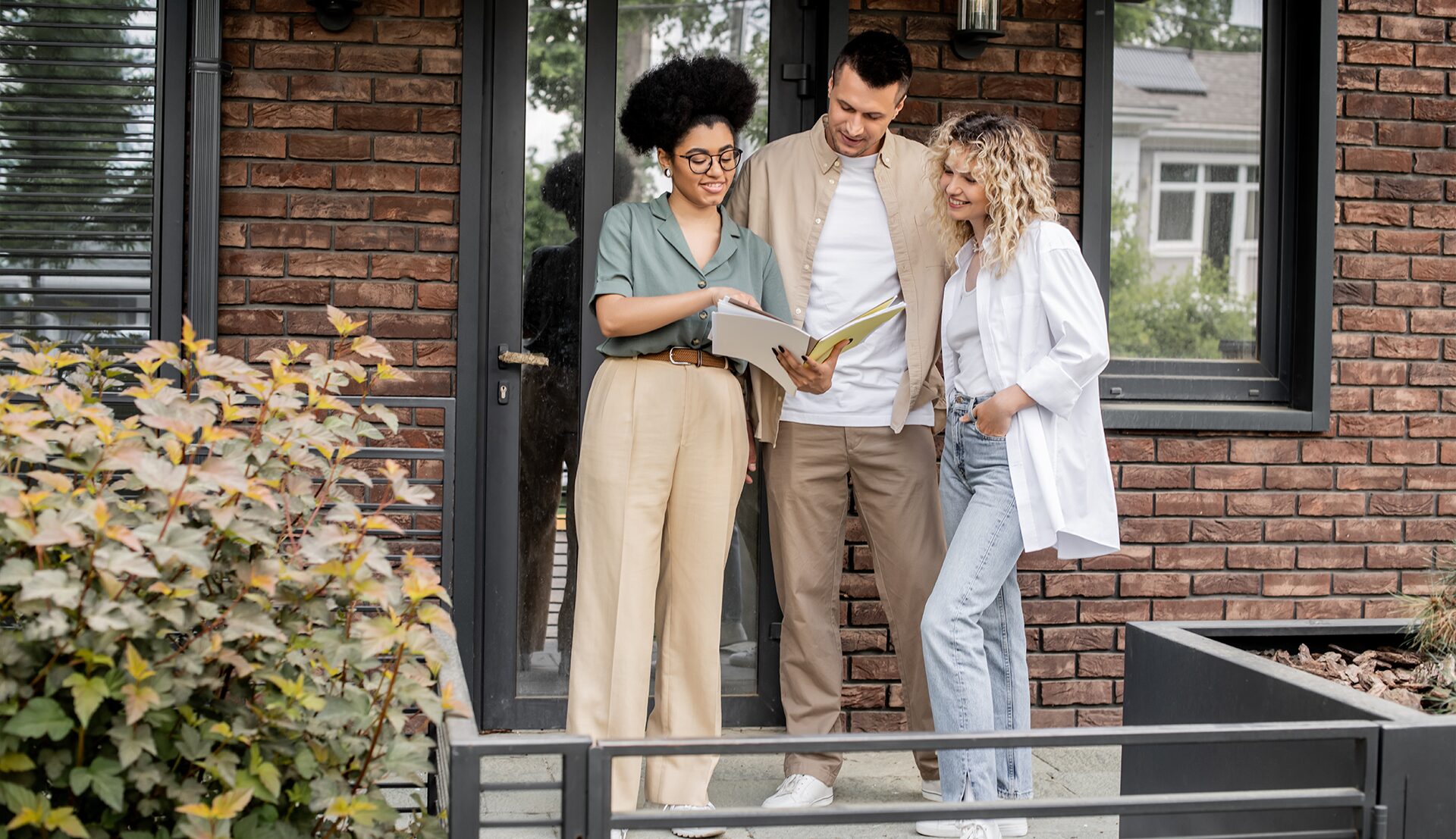 Métiers de l&rsquo;immobilier : quelles carrières s&rsquo;offrent à vous après le bac ?